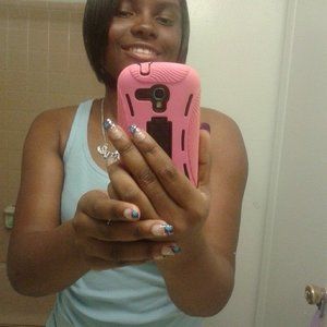 Meet your Posher, Ebony